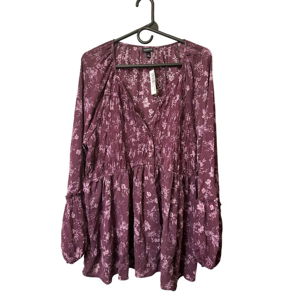 Bundle of 2 Torrid Flowy Boho Floral Cottagecore Peplum Tops Size 2 Babydoll - Picture 2 of 11